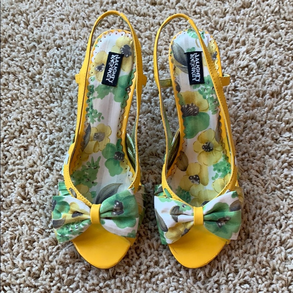 Peep toe heels. Naughty Monkey.